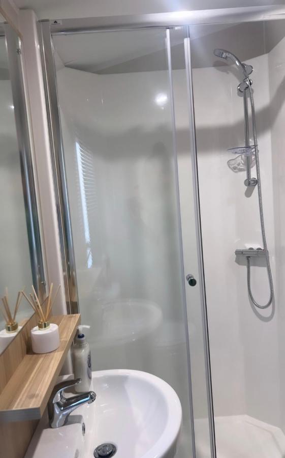 Brand New Modern Holiday Home - Haven The Orchards Holiday Park Saint Osyth Exterior foto